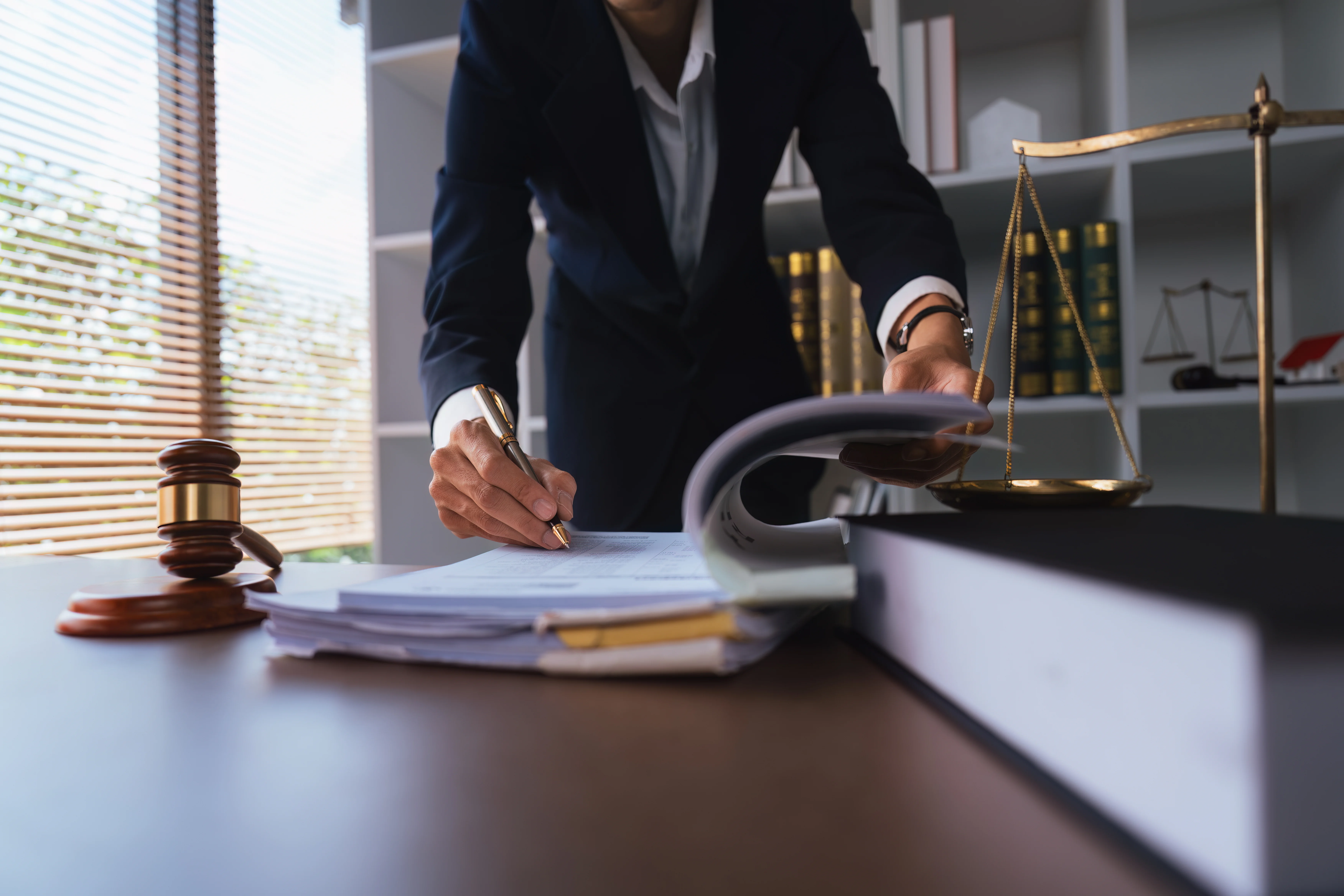 Rédaction d'un acte juridique et fiscal pour une opération de cession d'entreprise